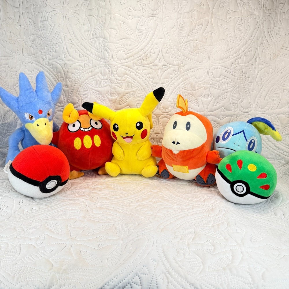 Pokemon Plush Lot of 7 - Pikachu Fuecoco Sobble Golduck Darumaka & Poke Balls 8"